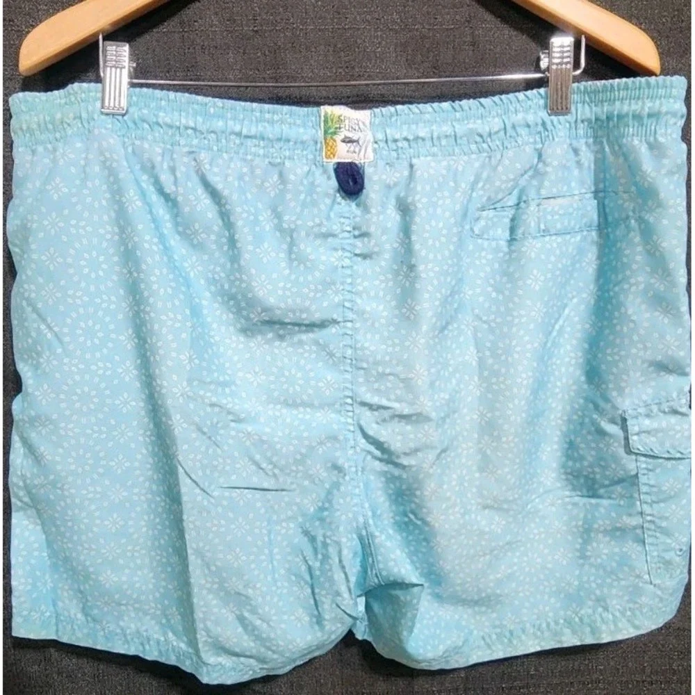 Spicy Tuna Blue Lined Swim Trunks UV 50+ Sz Lg 5.5